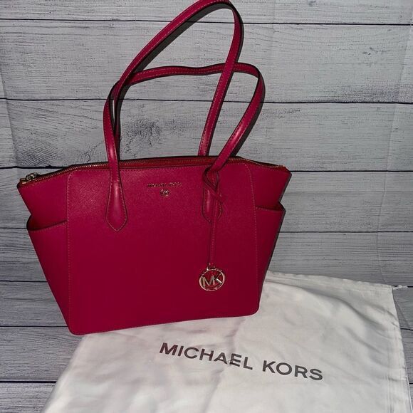 Michael Kors Marilyn Large Leather Tote - Picture 4 of 9